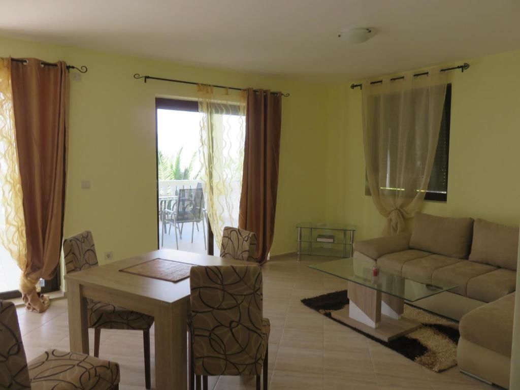 Апартаменты Apartments Villa Marina Krasici Тиват