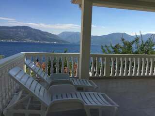 Апартаменты Apartments Villa Marina Krasici Тиват Апартаменты с видом на море-4