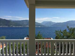 Апартаменты Apartments Villa Marina Krasici Тиват Апартаменты с видом на море-15